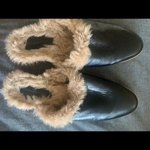 Zara faux fur flat mules/slides